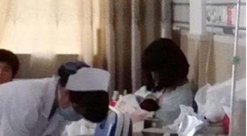 湖南株洲21歲女孩看急診生下了一名女嬰