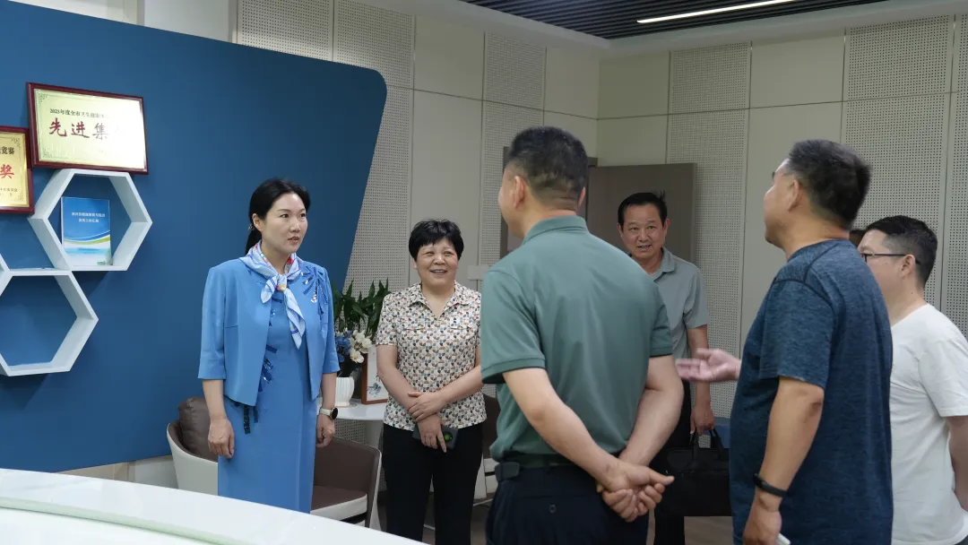 南陽市疾控局局長韋保娟一行蒞臨唐河縣疾控中心調(diào)研指導工作