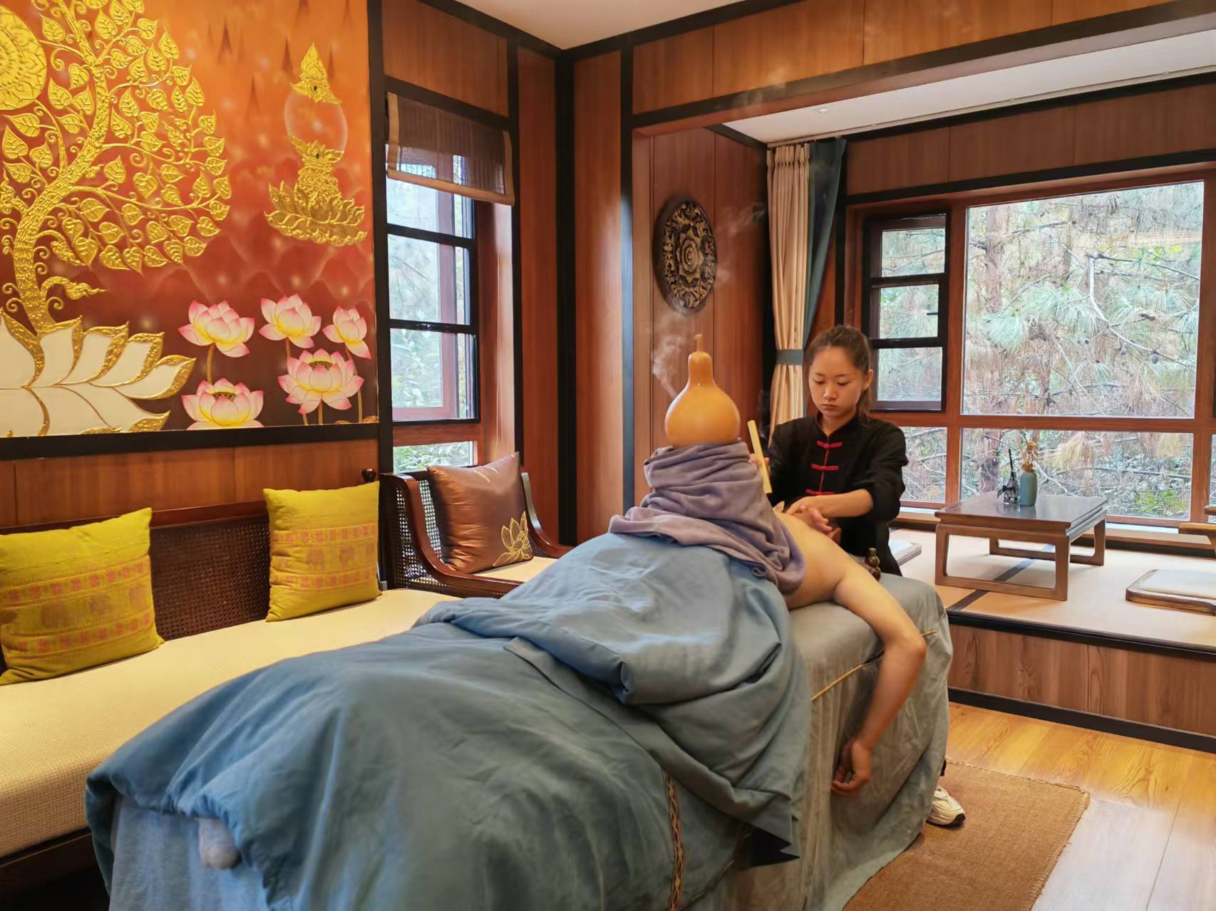 我市創(chuàng)新打造中醫(yī)藥健康旅游精品線(xiàn)路 <br>暢游南陽(yáng) 開(kāi)啟康養(yǎng)新旅程