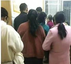 南陽(yáng)市中醫(yī)院有這樣一個(gè)群體：在特殊的節(jié)日里，她們做著平凡而又不平凡的事情