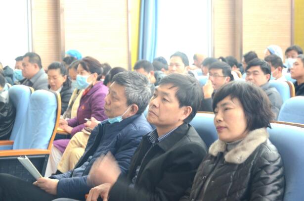 南陽市中醫(yī)院院長陳少禹舉辦國學教育活動