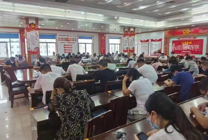 檢驗(yàn)理論知識  考評技能水平——方城縣衛(wèi)健委總工會聯(lián)合舉辦護(hù)理技能既合理用藥知識技能竟賽