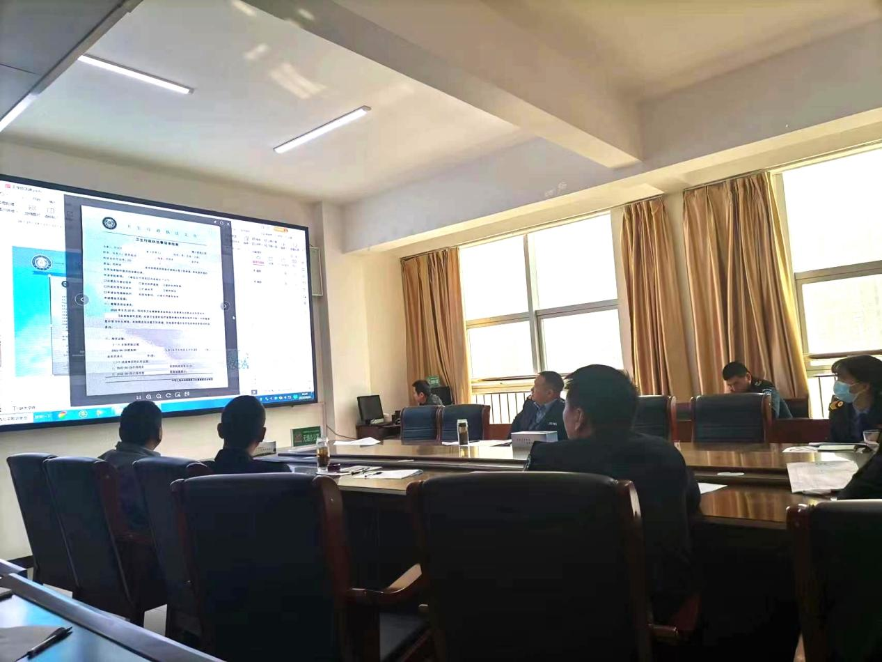 鄧州市衛(wèi)生計生監(jiān)督局：開展案卷評查 提升衛(wèi)生行政執(zhí)法能力