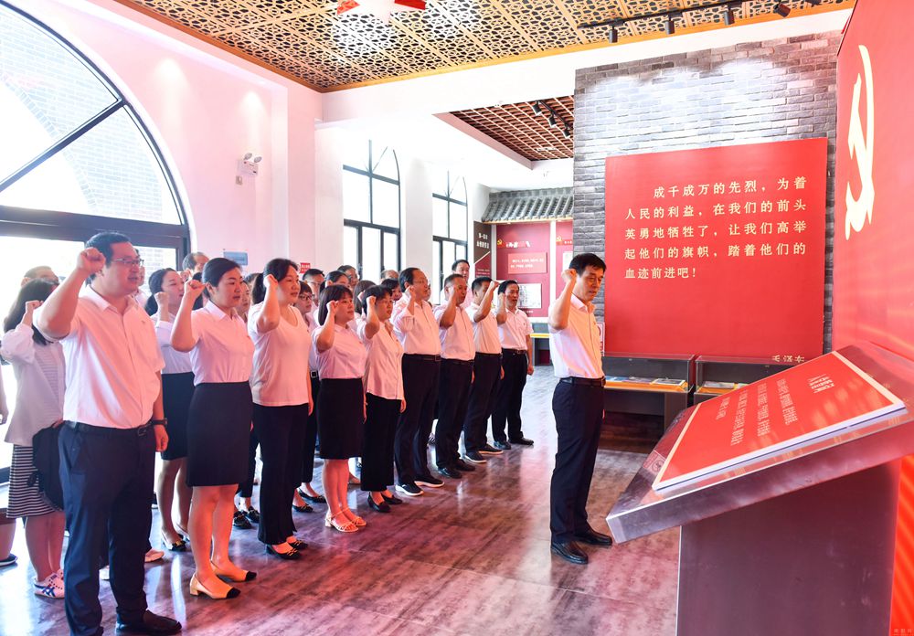 為弘揚革命精神，傳承紅色基因——唐河縣人民醫(yī)院開展慶“七一”紅色教育活動