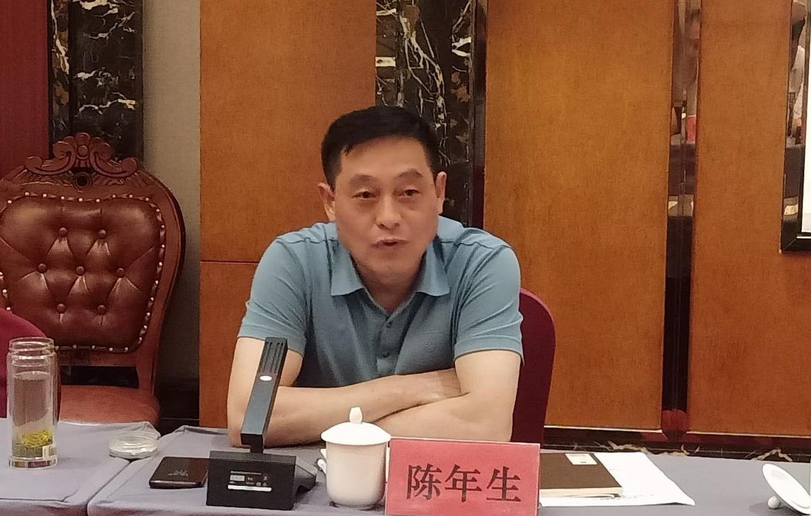 河南省安全規(guī)范使用醫(yī)?；鹫{(diào)研座談會(huì)在新野縣召開