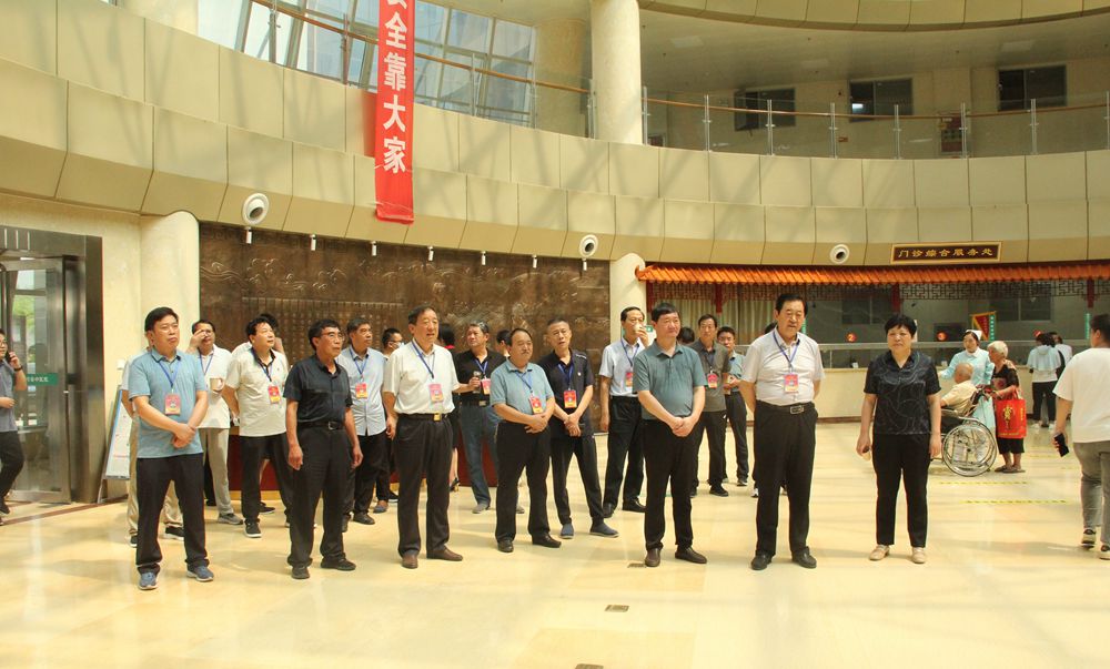 唐河縣人大調(diào)研縣中醫(yī)院《基本醫(yī)療衛(wèi)生與健康促進(jìn)法》貫徹落實(shí)情況