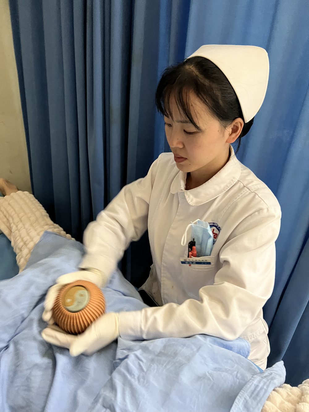 內(nèi)鄉(xiāng)縣中醫(yī)院中醫(yī)日間病房讓患者省時(shí)又省錢