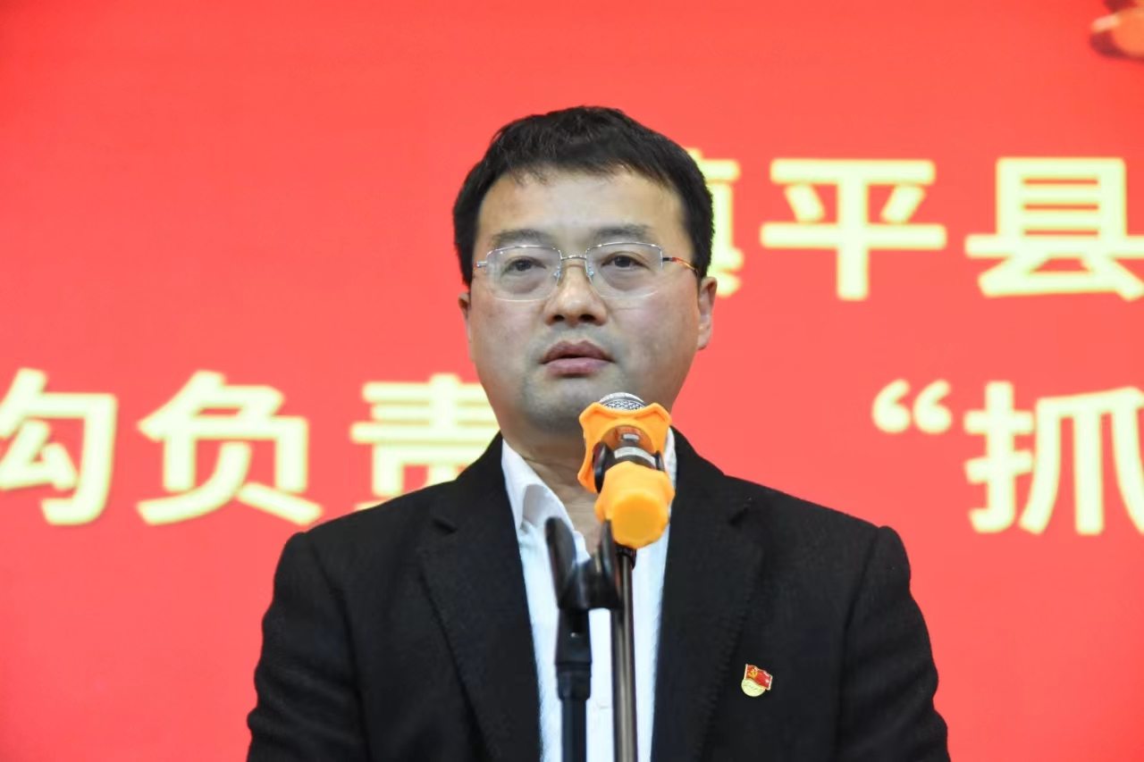 鎮(zhèn)平縣衛(wèi)健委舉辦抓黨建比業(yè)務能力提升擂臺賽