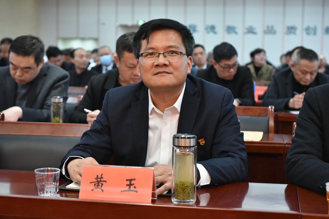 鎮(zhèn)平縣衛(wèi)健委舉辦抓黨建比業(yè)務能力提升擂臺賽