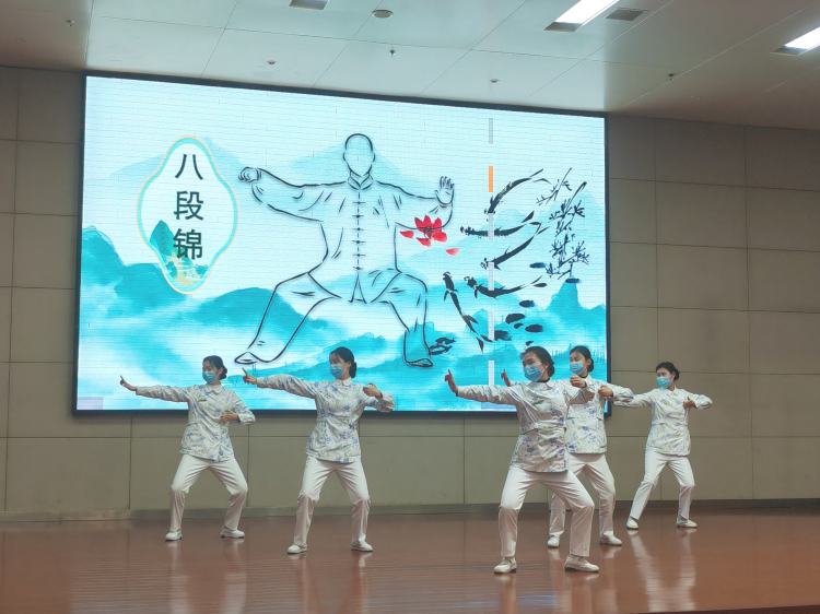 鄧州市中心醫(yī)院召開(kāi)2024年中醫(yī)護(hù)理發(fā)展論壇