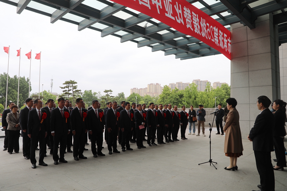 中國第25批援贊比亞中國醫(yī)療隊由南陽市承派