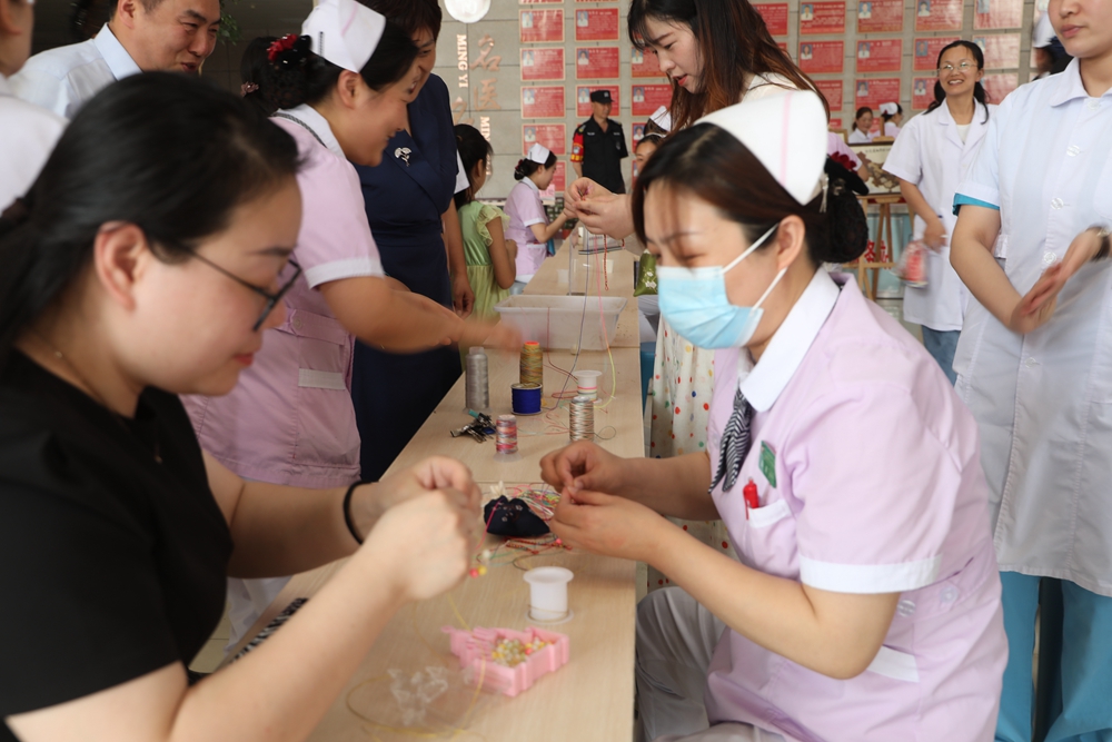 南陽醫(yī)專二附院舉行“濃情端午話傳承  歡樂共享暖人心”活動(dòng)