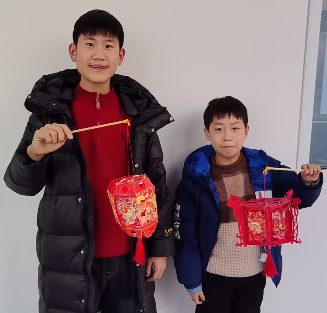 學(xué)知識(shí)，做花燈，內(nèi)鄉(xiāng)縣婦幼保健院舉辦元宵節(jié)活動(dòng)