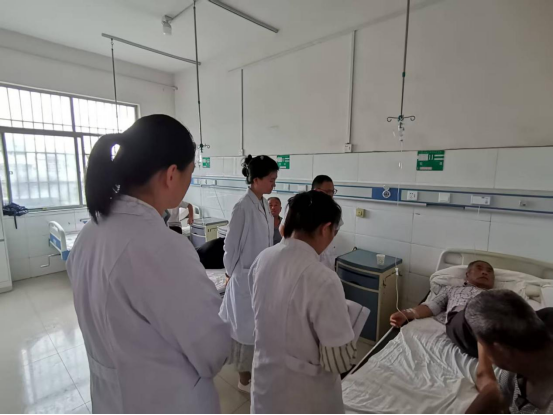【優(yōu)化營商環(huán)境】省級專家下基層，對口支援——點燃健康之光